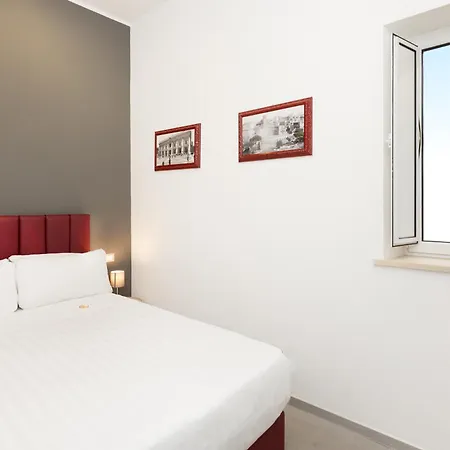 Castellino Hotel Rome
