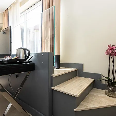 Castellino Hotel Rome