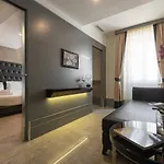 Castellino 4*