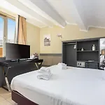 Castellino 4*